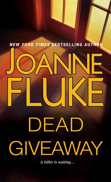 Dead giveaway / Joanne Fluke.